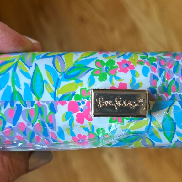 NWOT Lilly Pulitzer purse - Picture 2 of 3